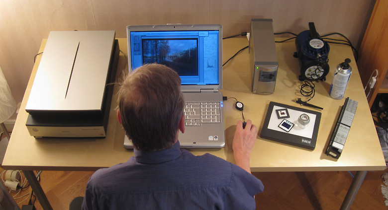 Hans Sundgren at the scanning table